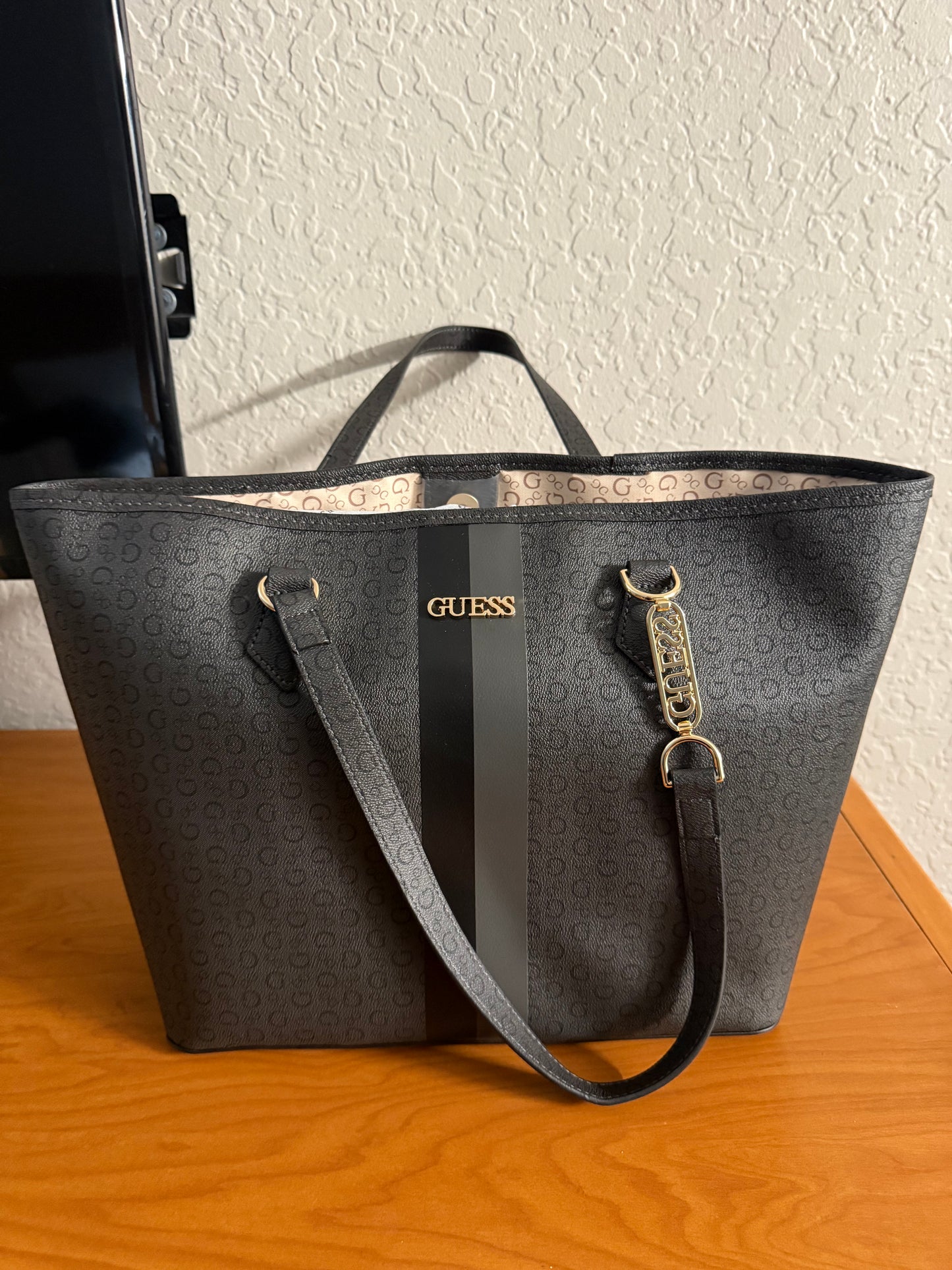 Cartera Guess Laptop 16 pulgadas