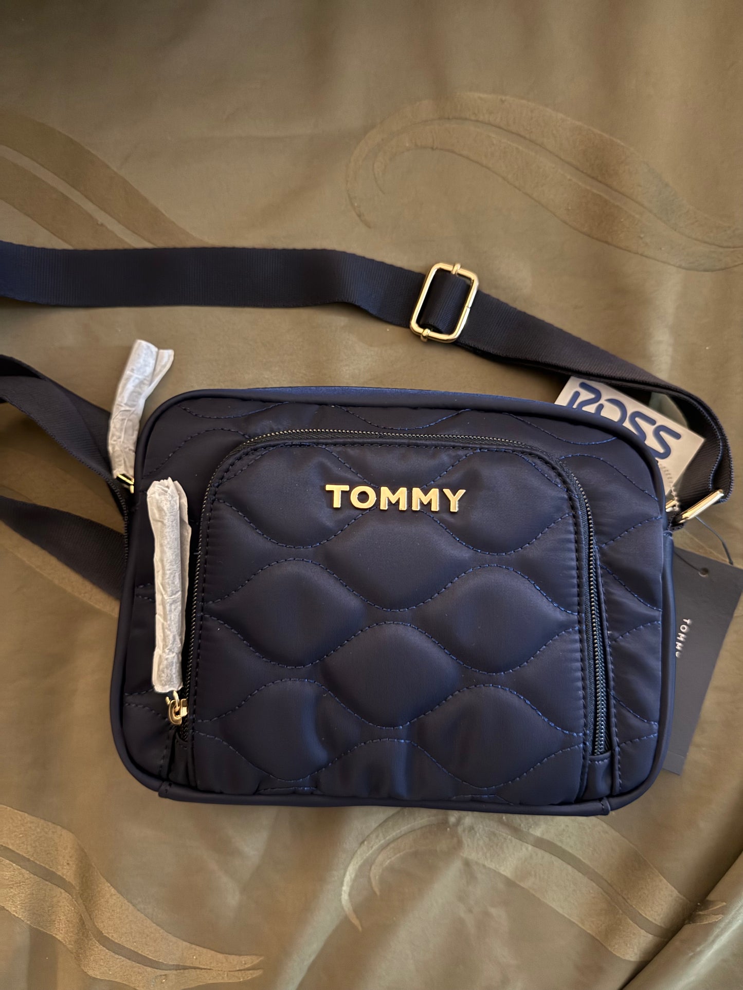 Crossbody Tommy