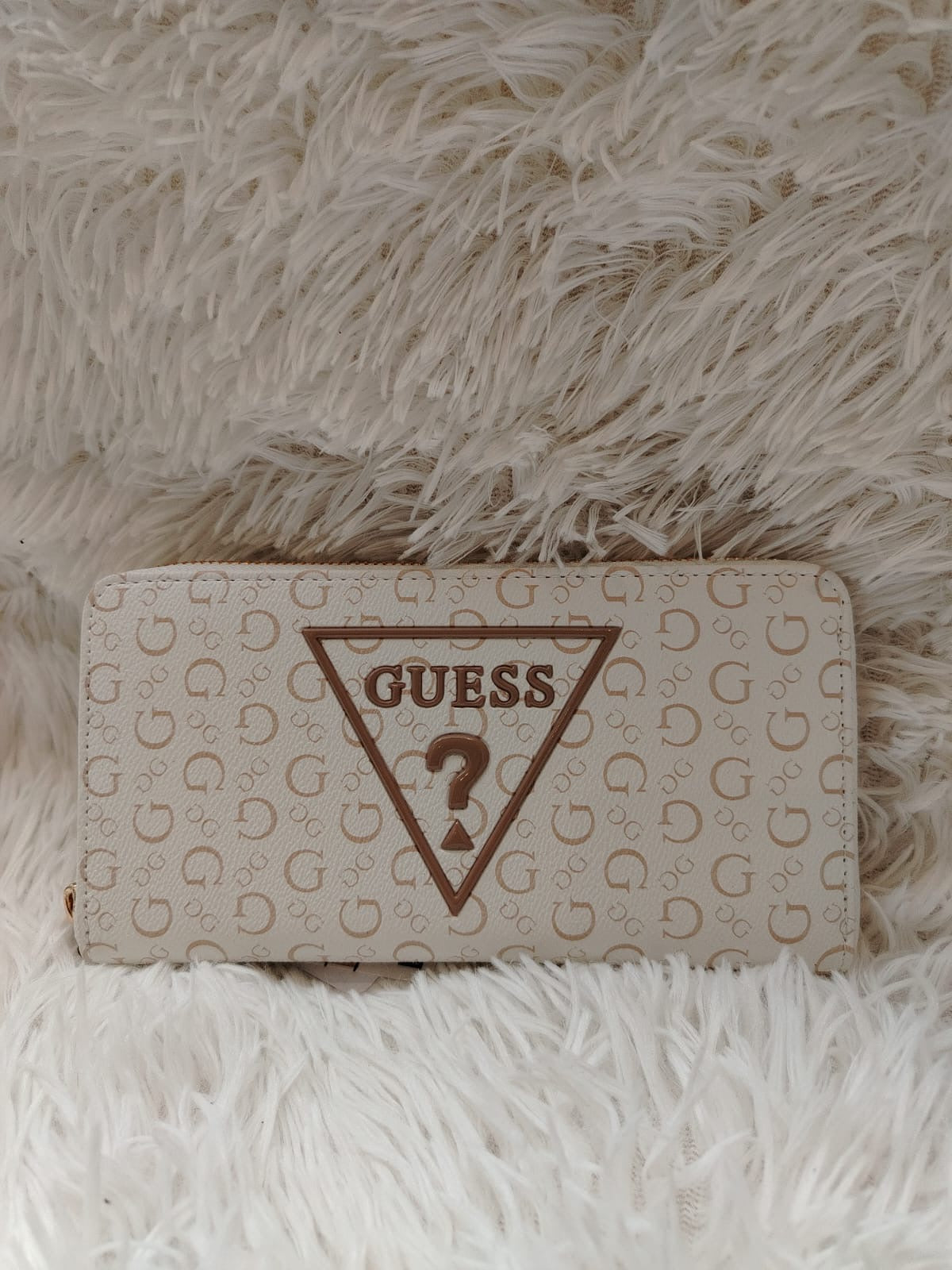 Billetera Guess