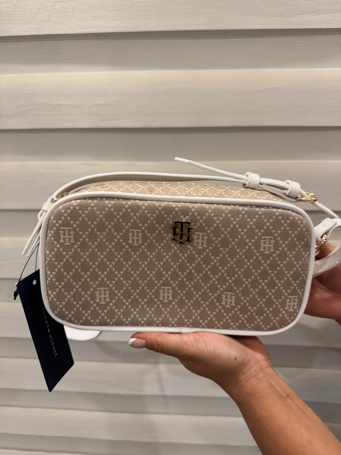 Crossbody Tommy