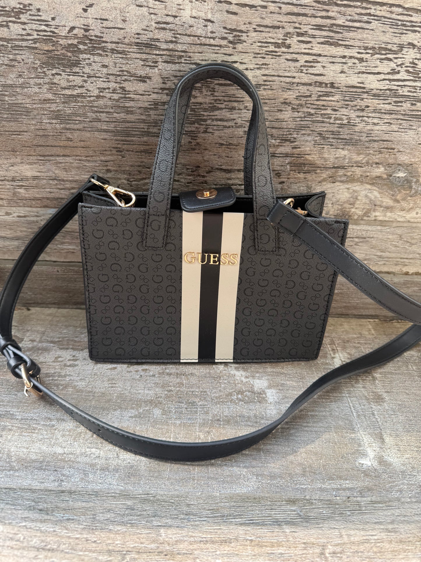 Mini tote Guess