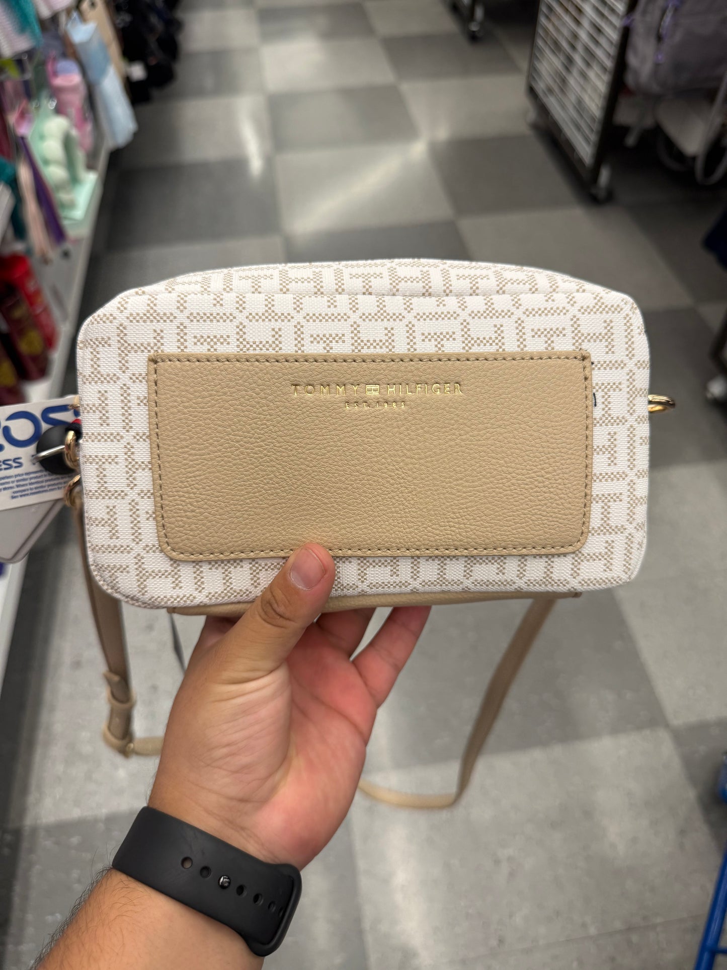 Crossbody Tommy