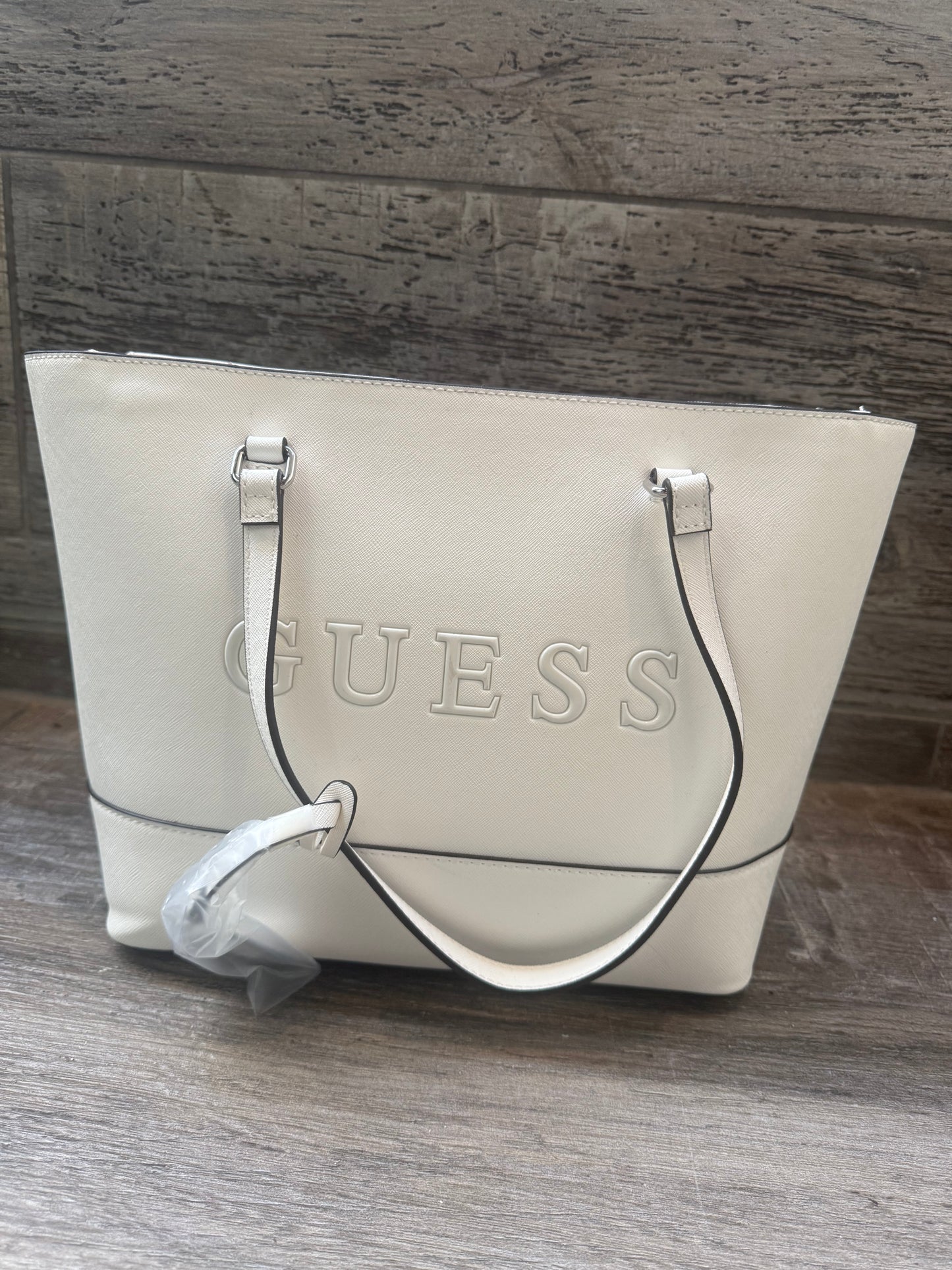 Carteras Guess A4