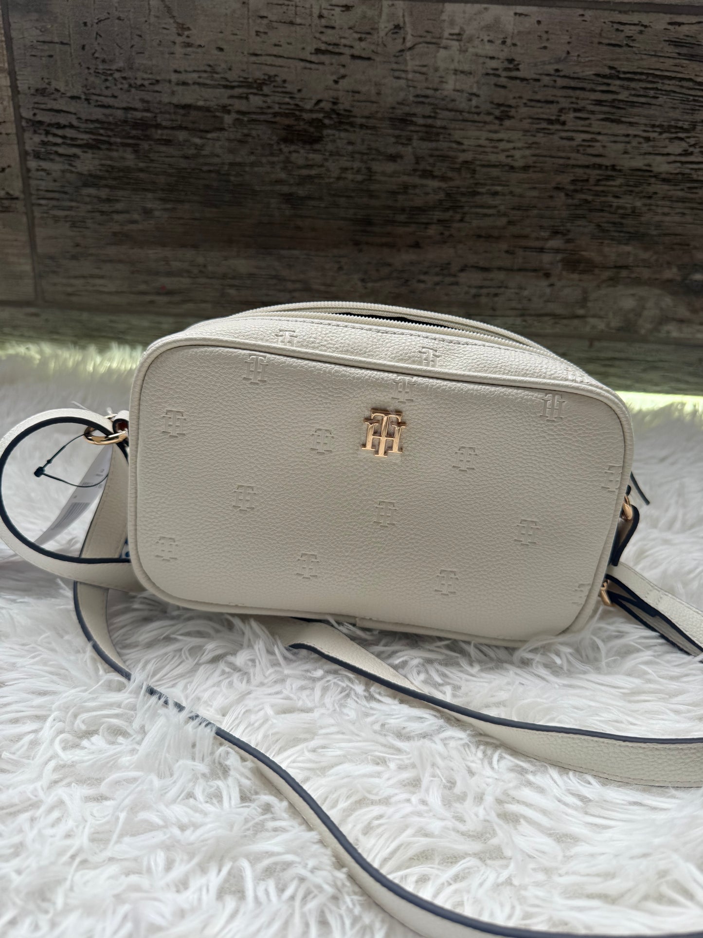Crossbody Tommy