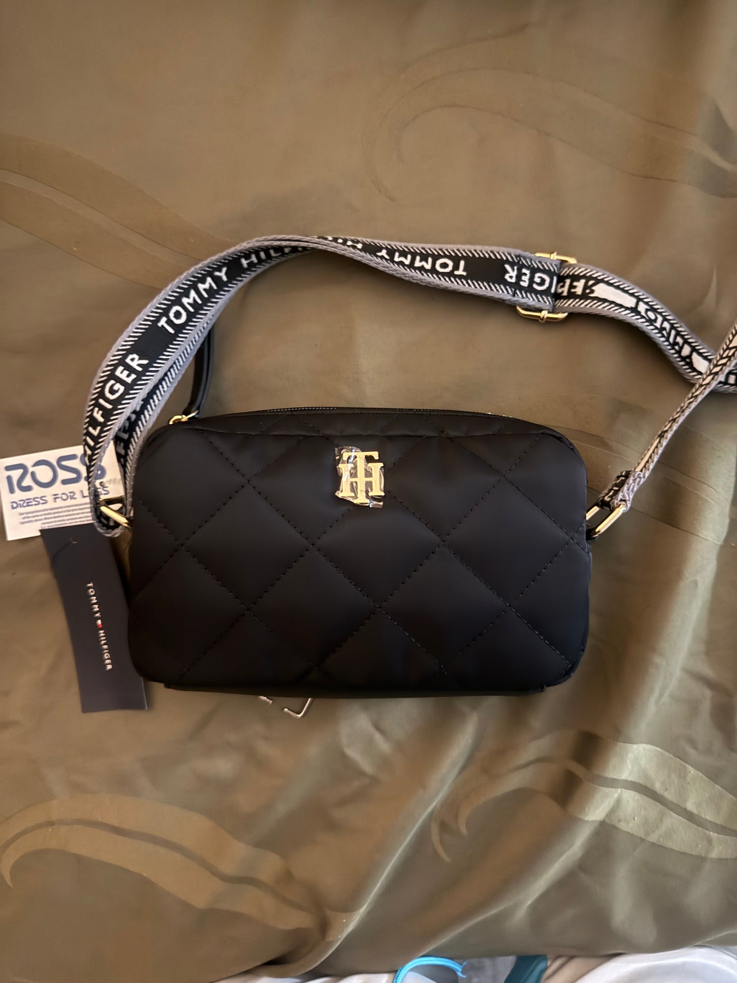 Crossbody Tommy