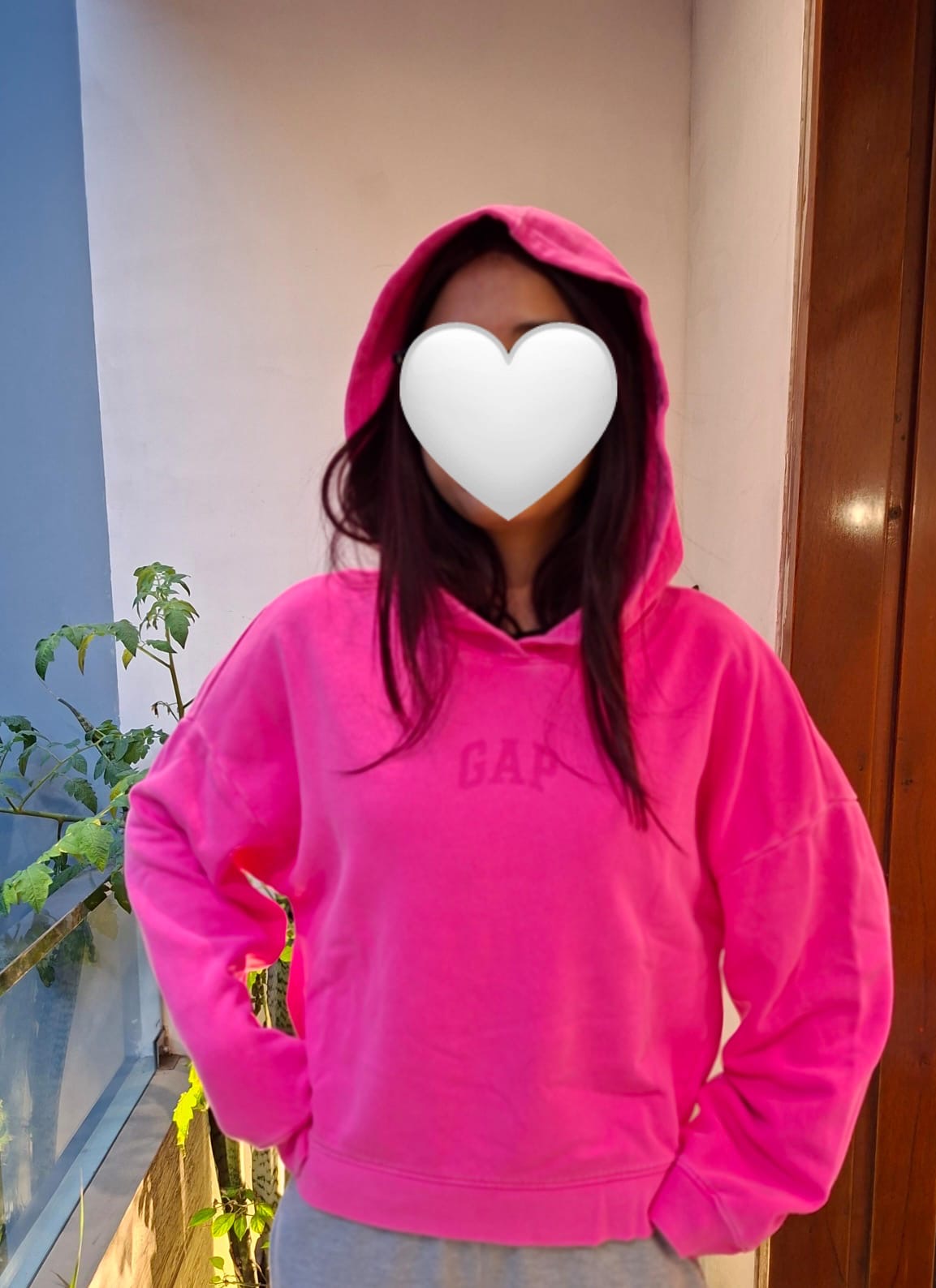 Polera viral GAP