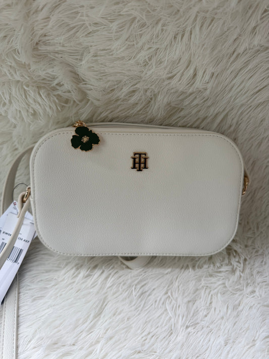 Crossbody Tommy