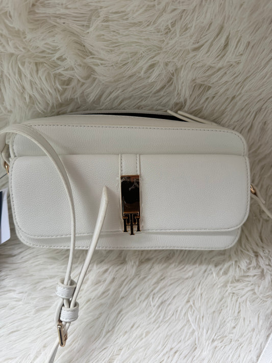 Crossbody Tommy
