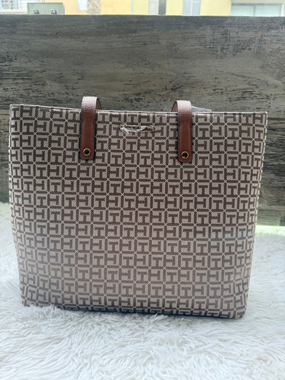 Cartera Tommy