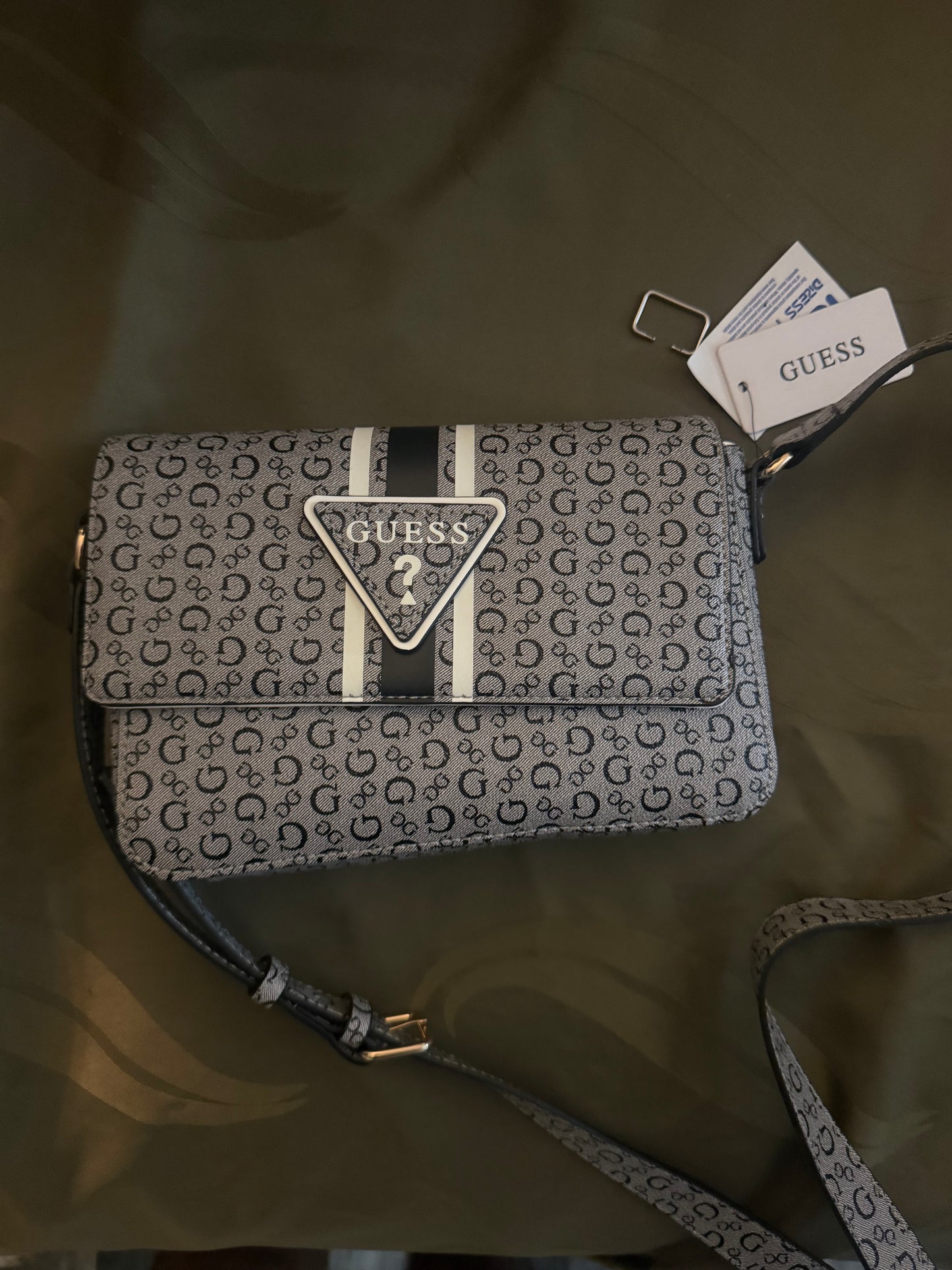 Crossbody Guess