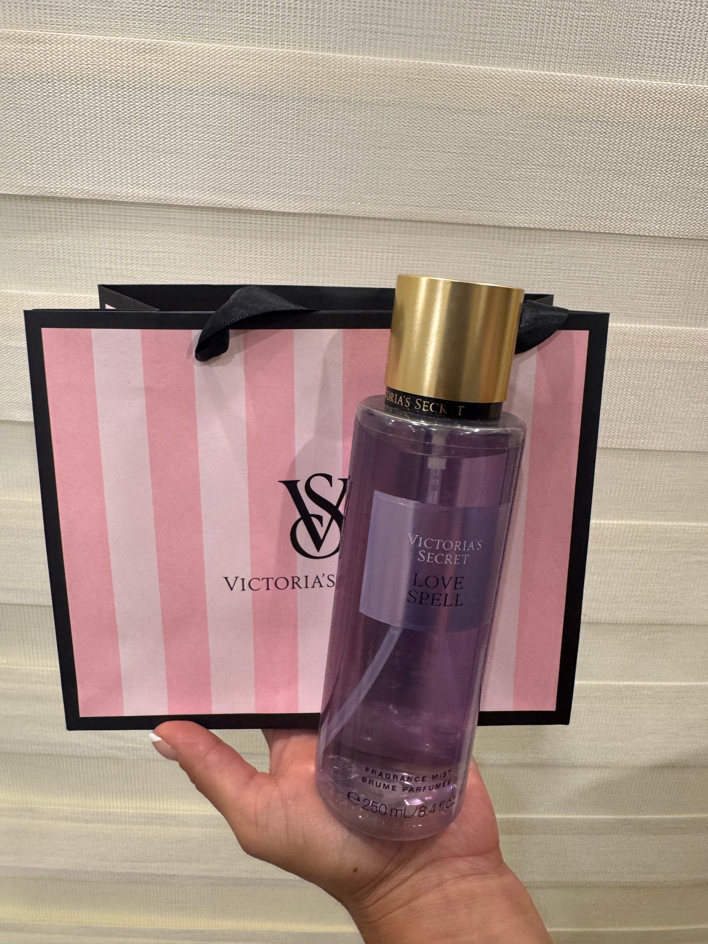 Perfume VS