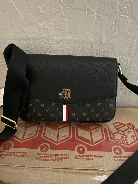 Crossbody Tommy