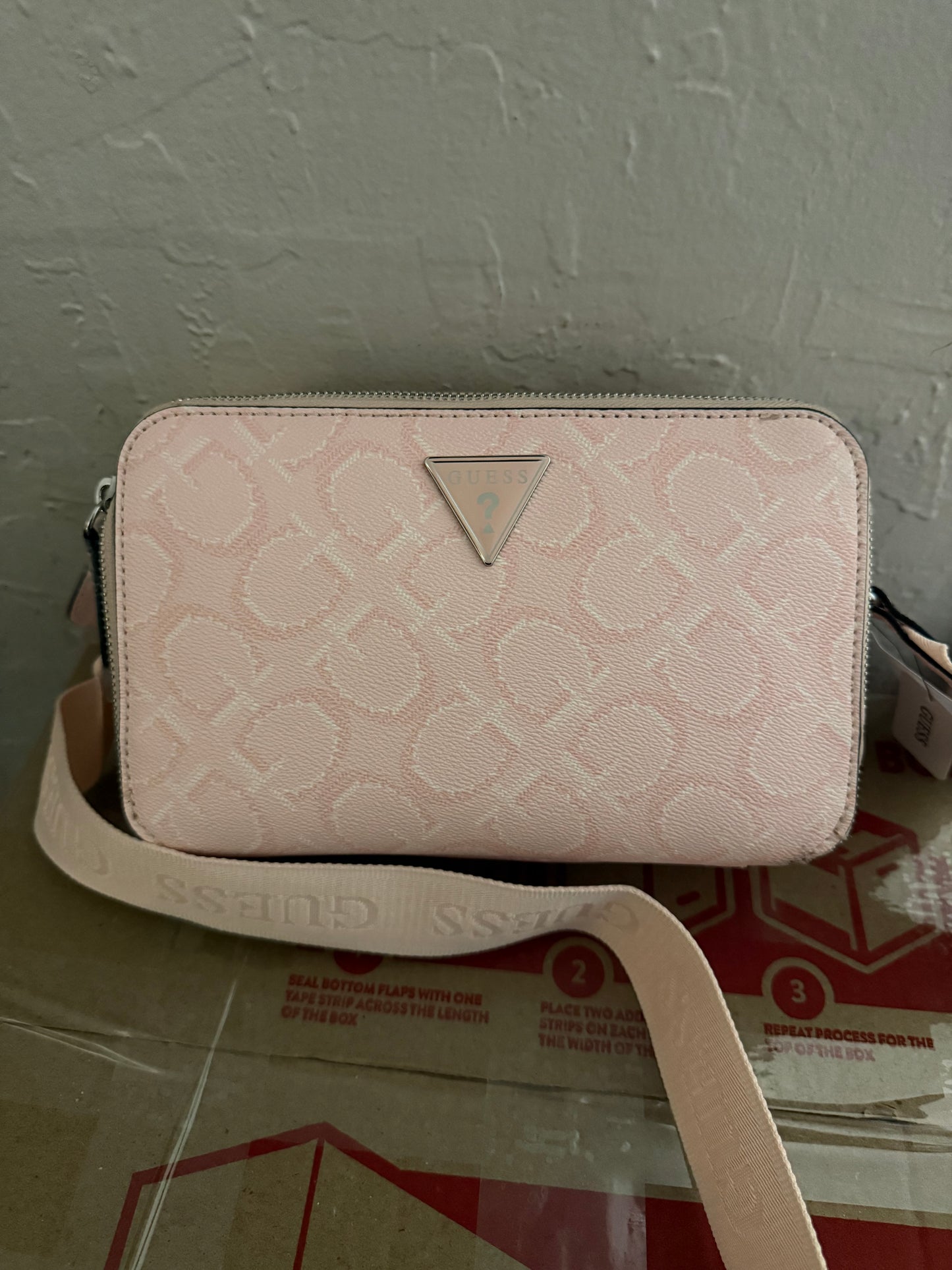 Crossbody Guess