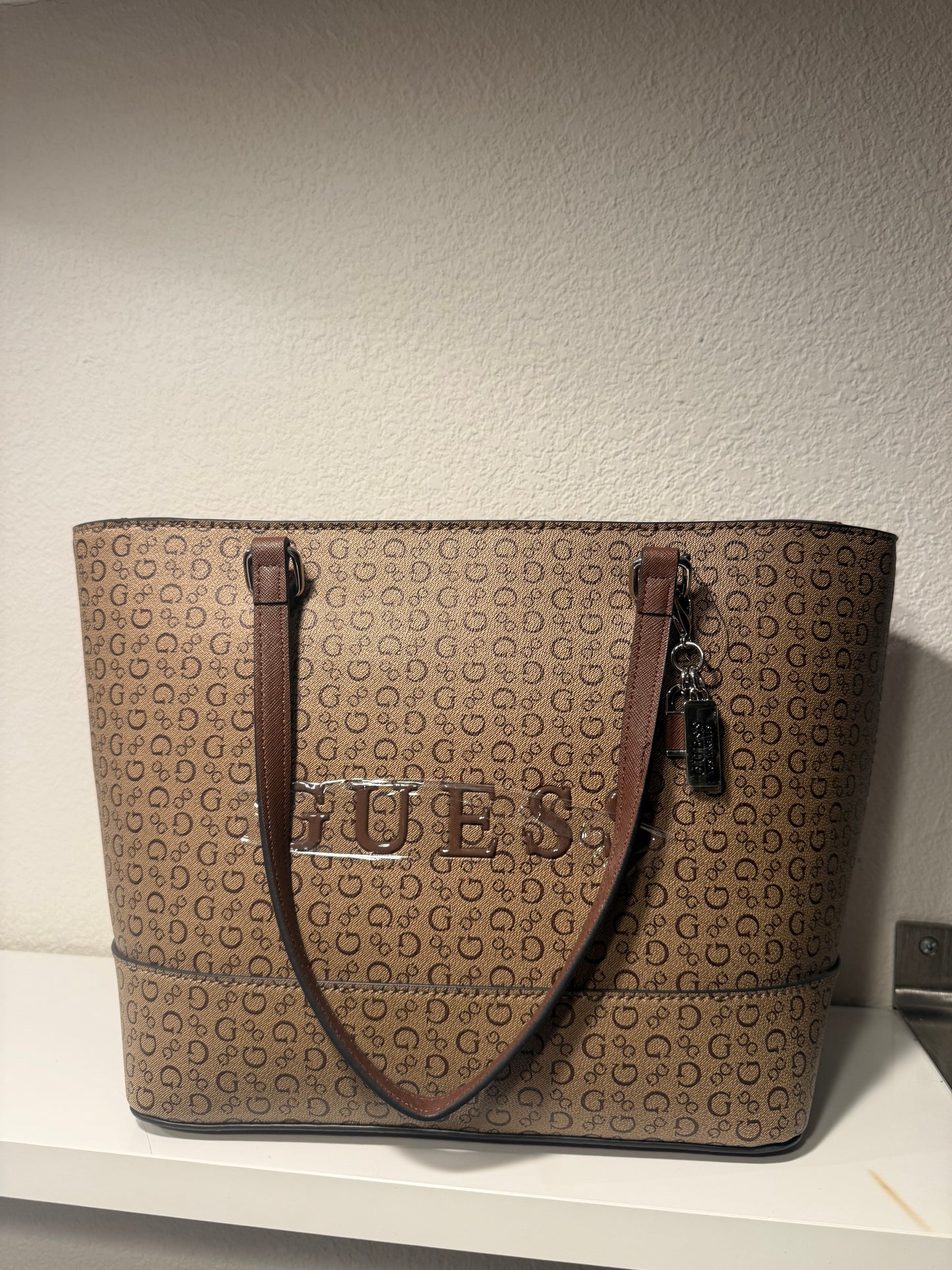 Cartera Guess - A4