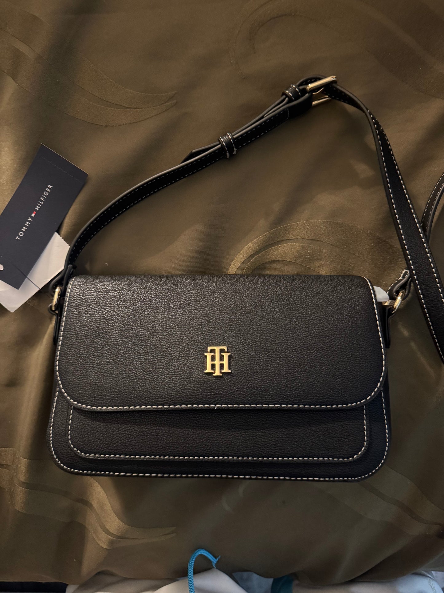 Crossbody Tommy