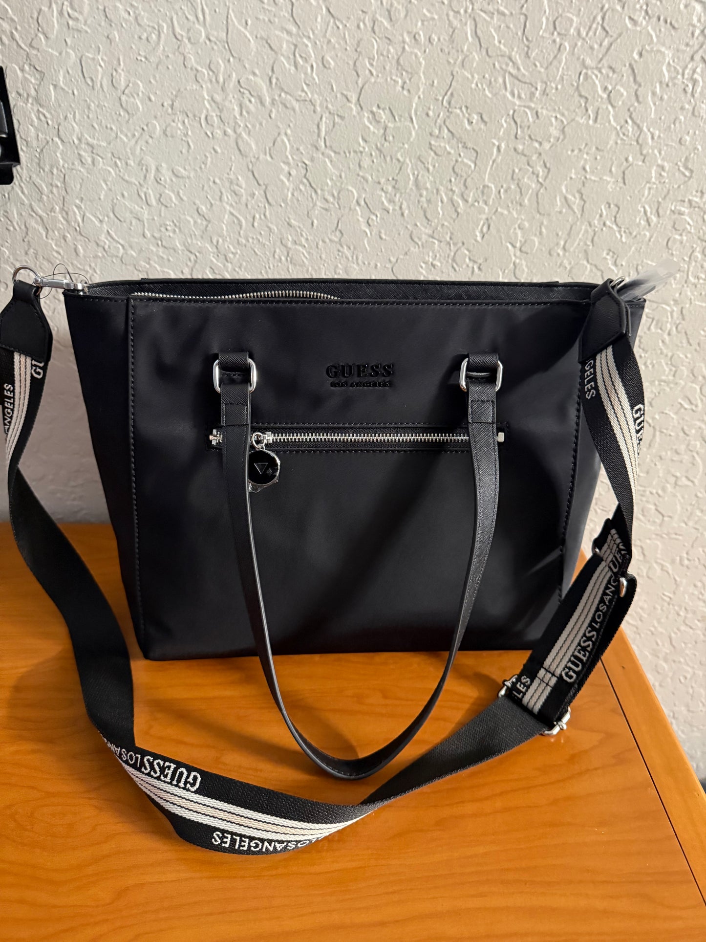 Cartera Guess - laptop 15 pulgadas