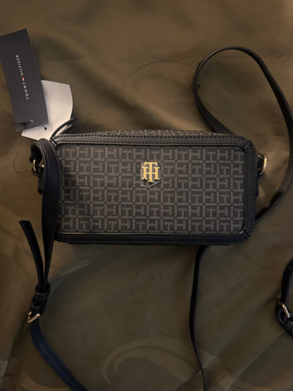 Crossbody Tommy