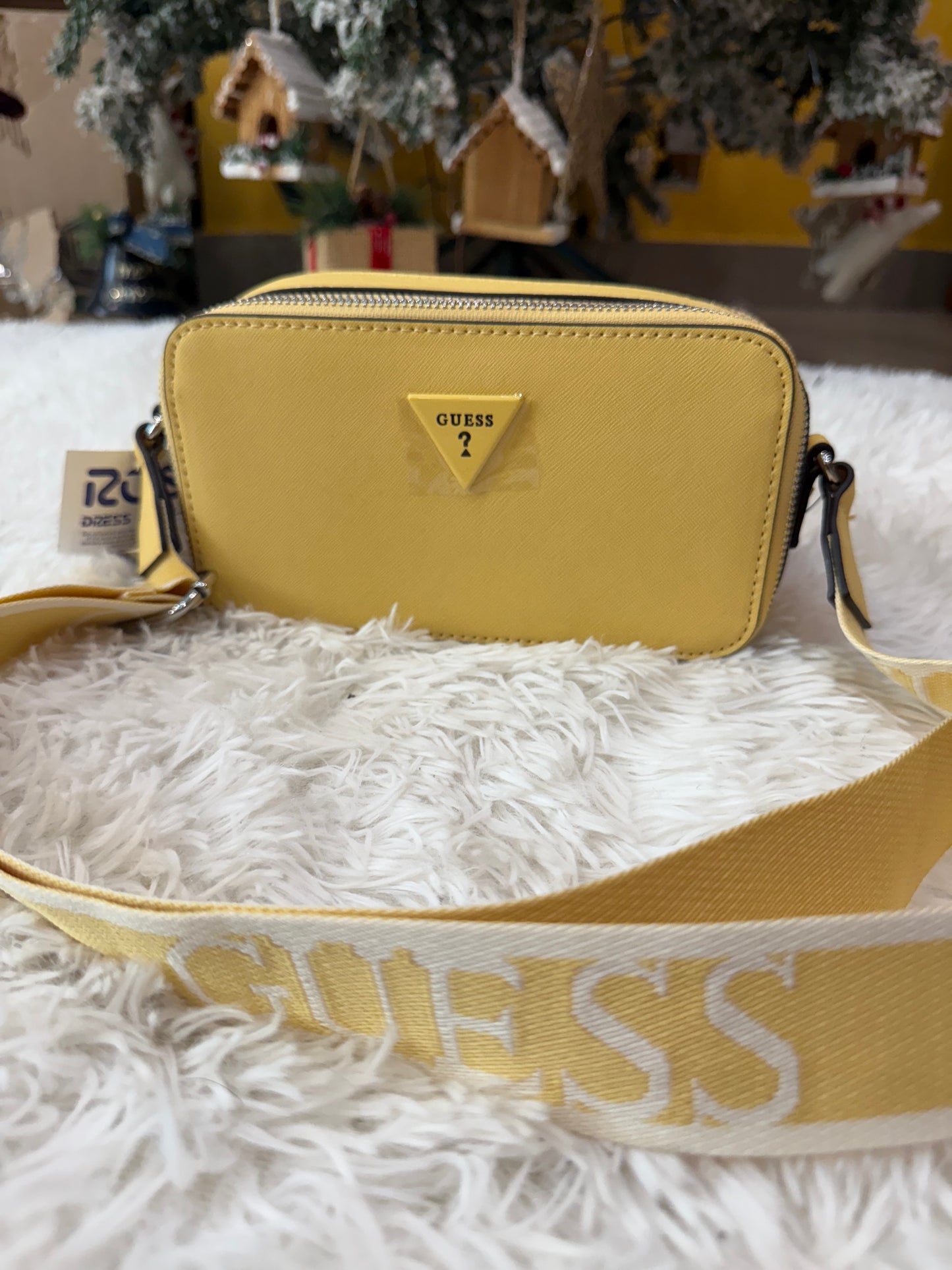 Crossbody Guess