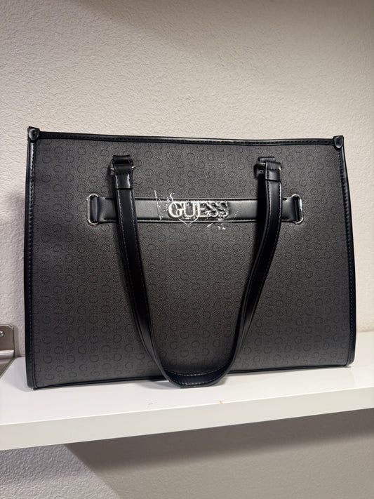 Cartera Guess - Laptop 15 pulgadas