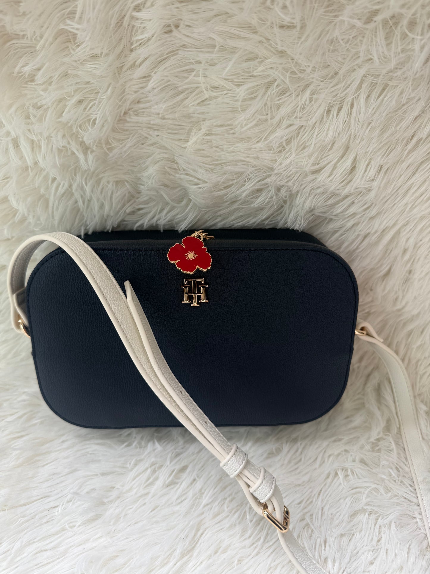 Crossbody Tommy