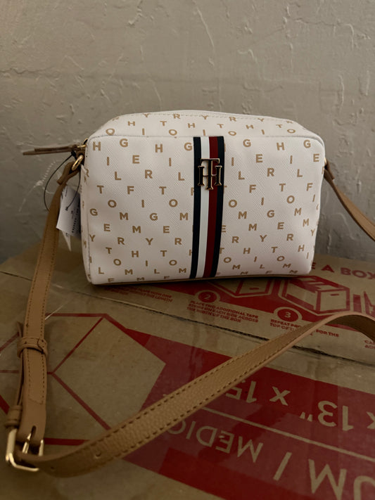 Crossbody Tommy
